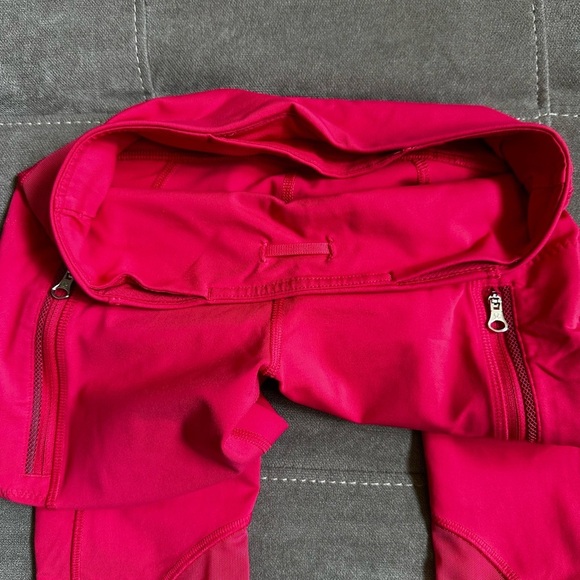 Lululemon Athletica Bold Pink Leggings - Picture 7 of 8